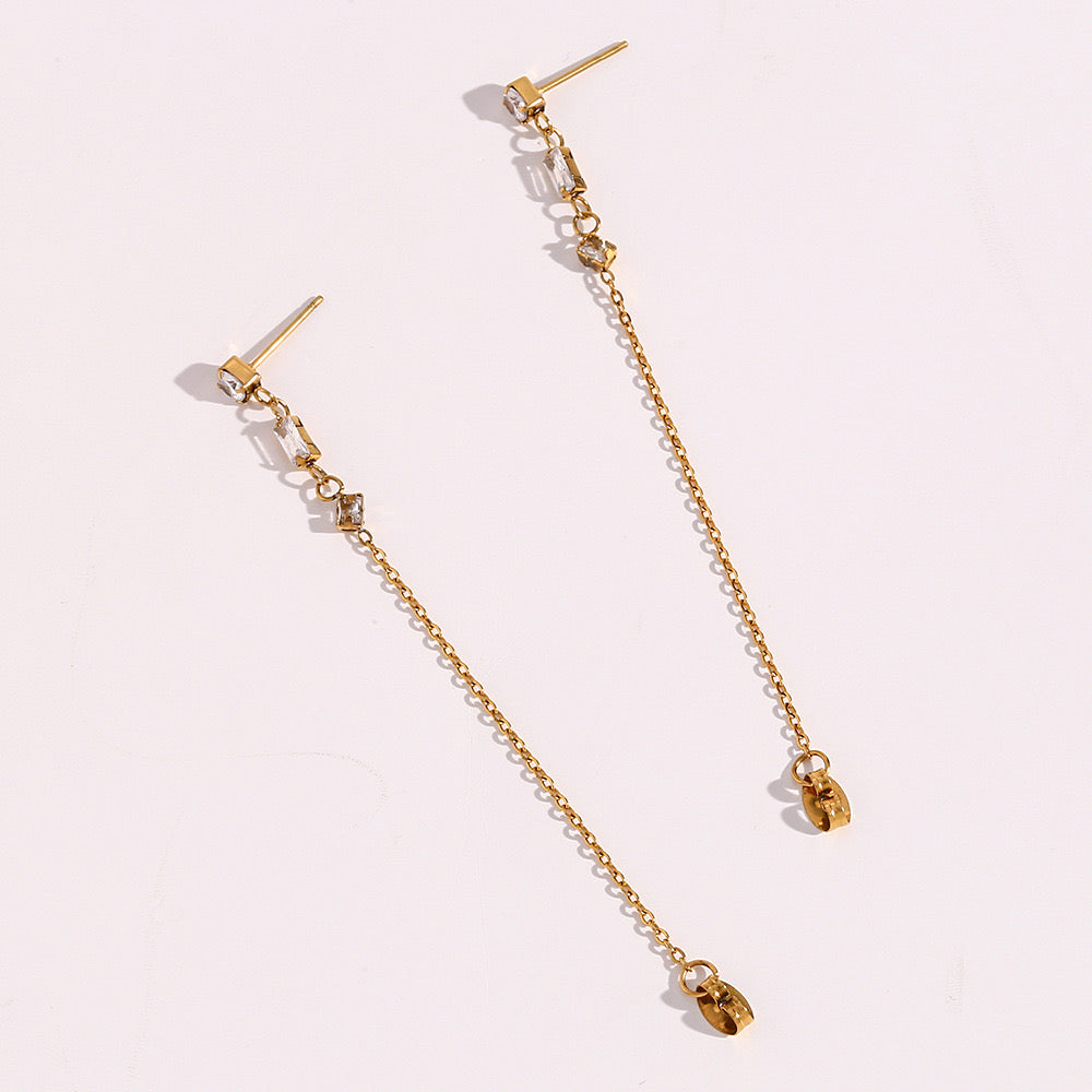 Zirconia chain drop earrings