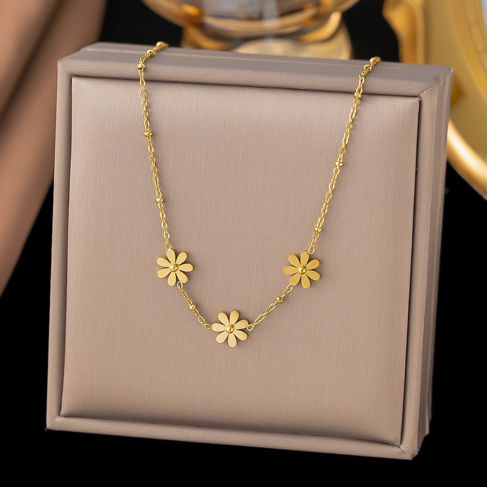 Daisy necklace 2.0