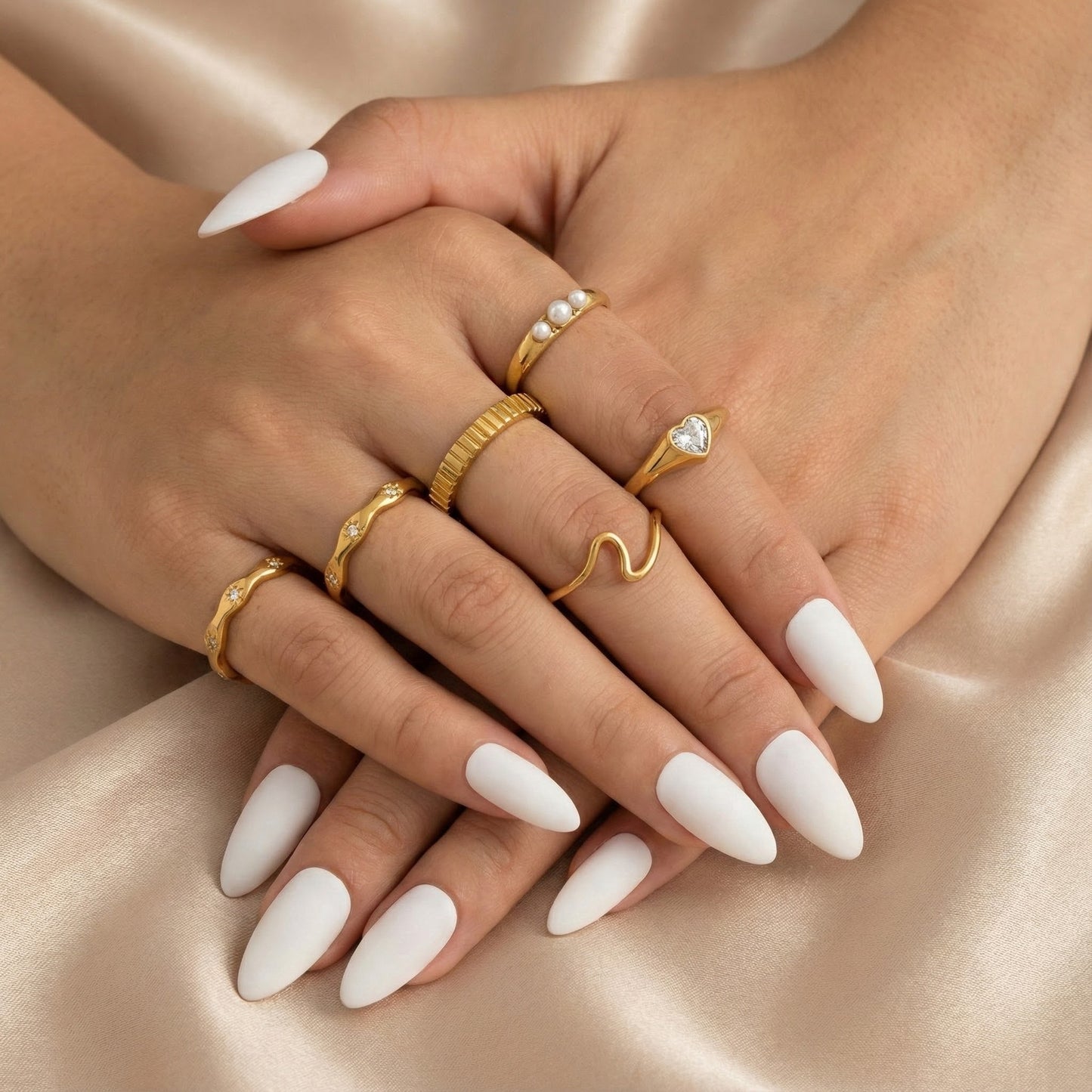 Sea wave ring