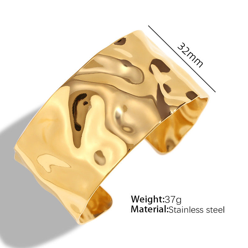 Cuff
