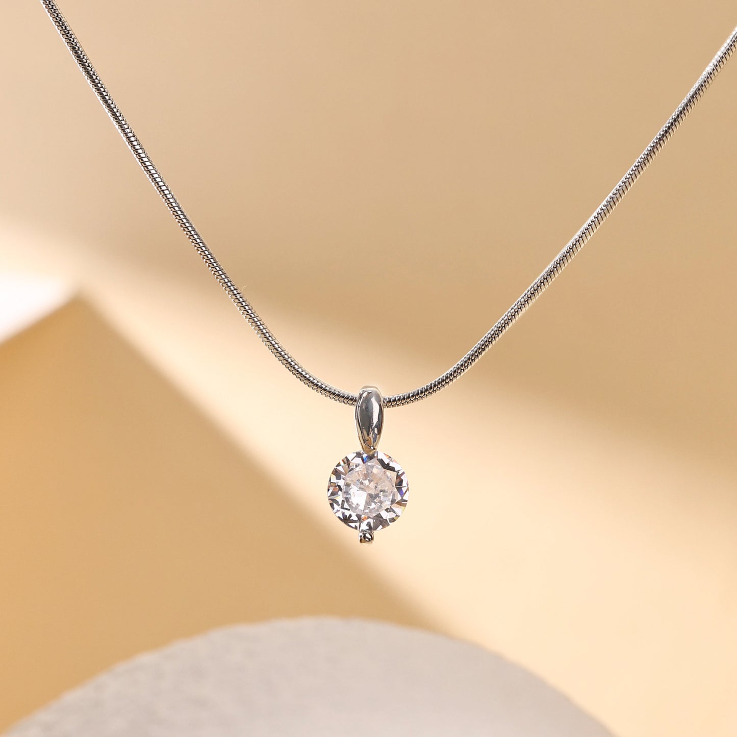 Liza solitaire necklace
