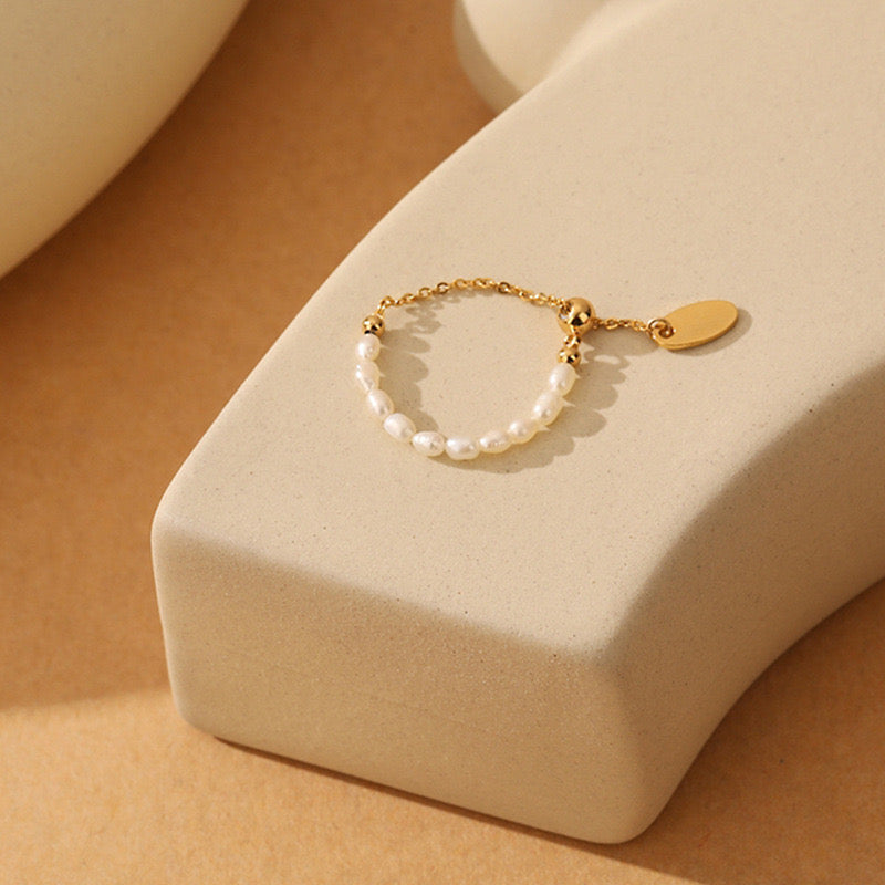 Pearl adjustable ring