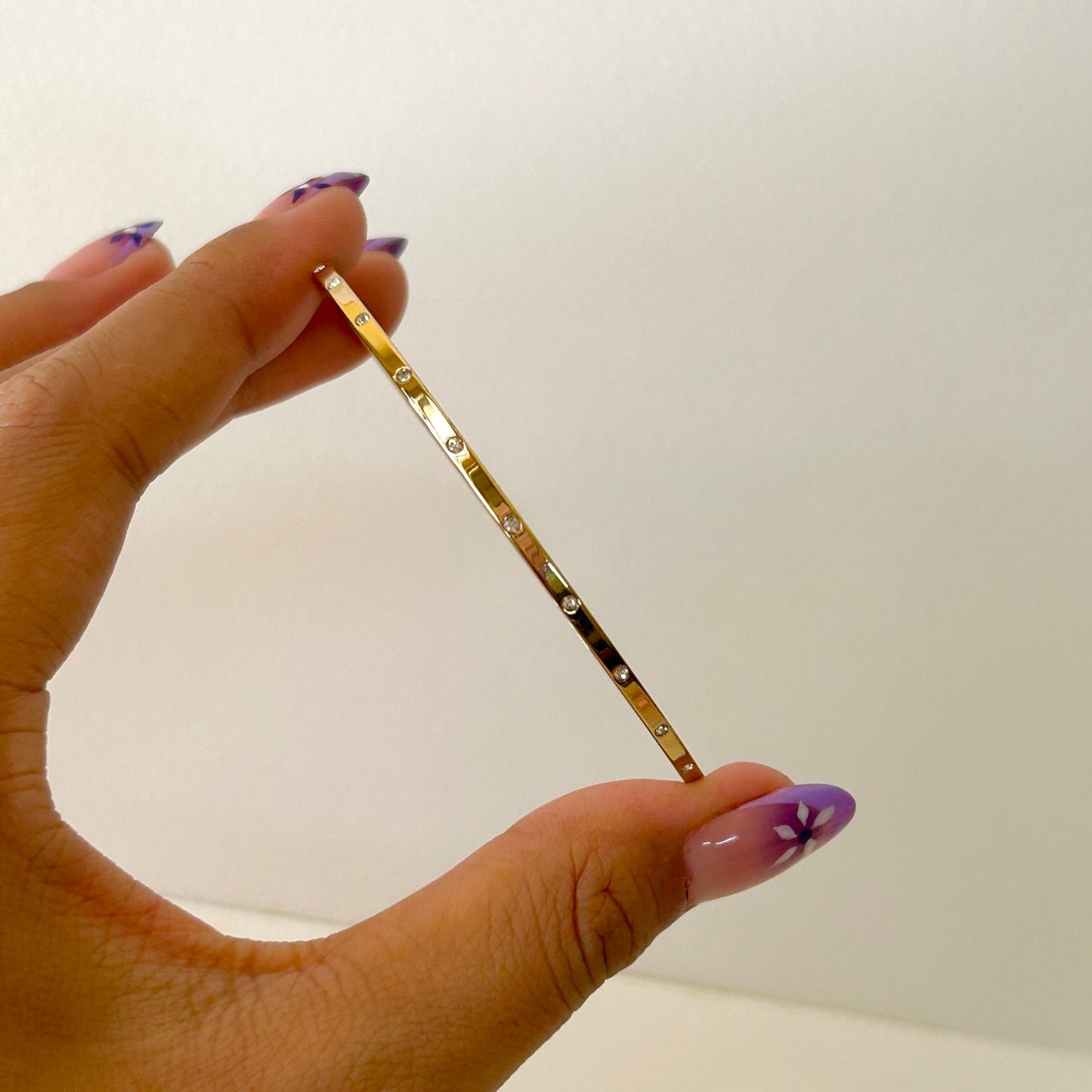 Sleek bangle (one size)