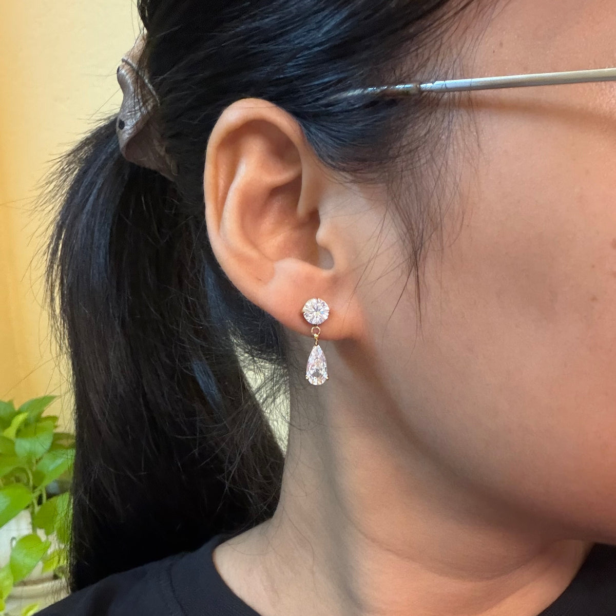 Grace drop earrings (round)
