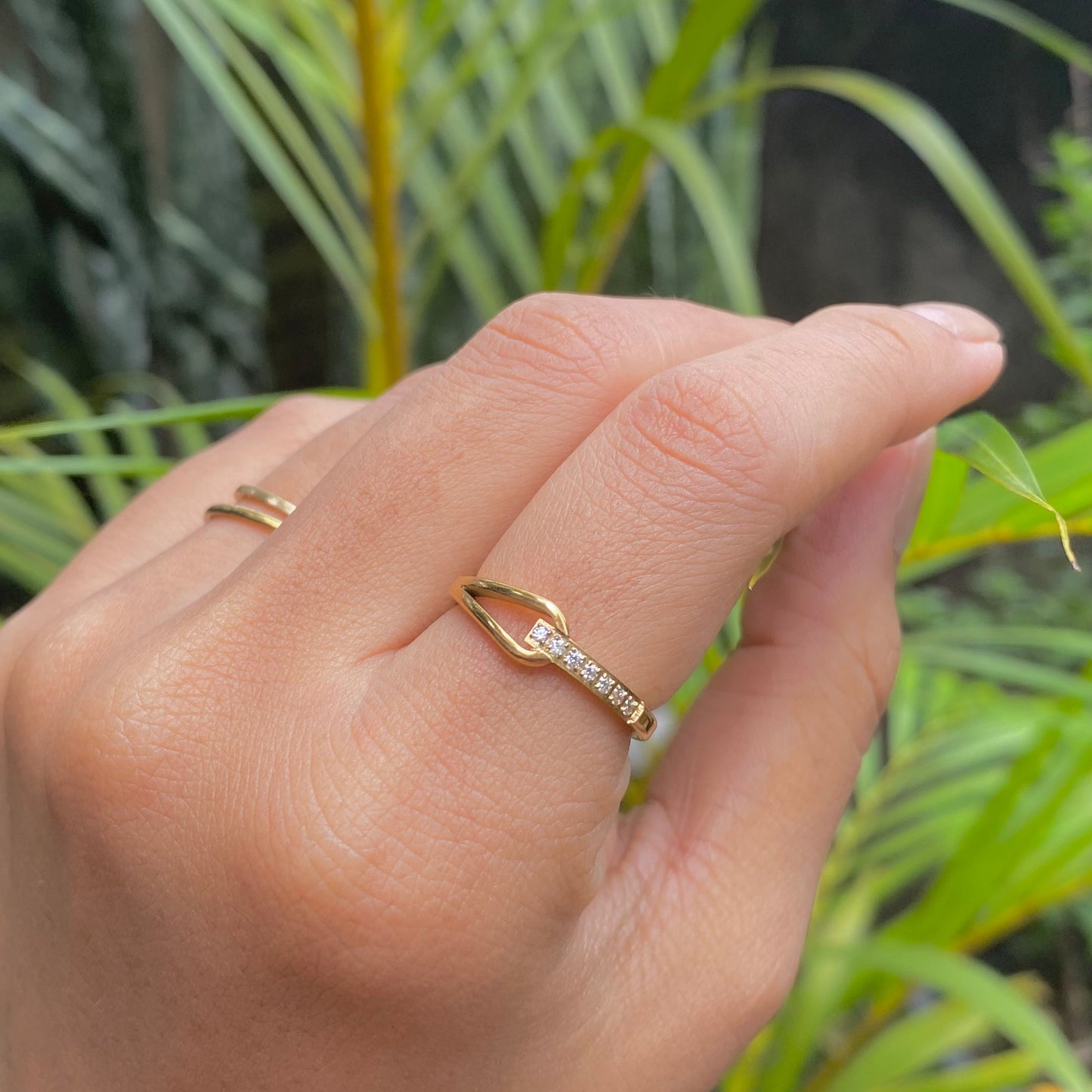 Eira ring
