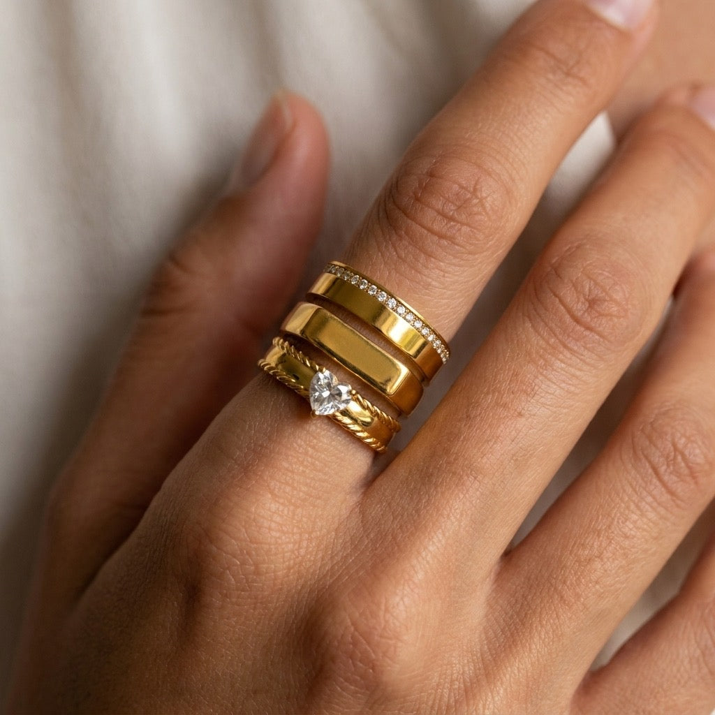 Zyra Band ring
