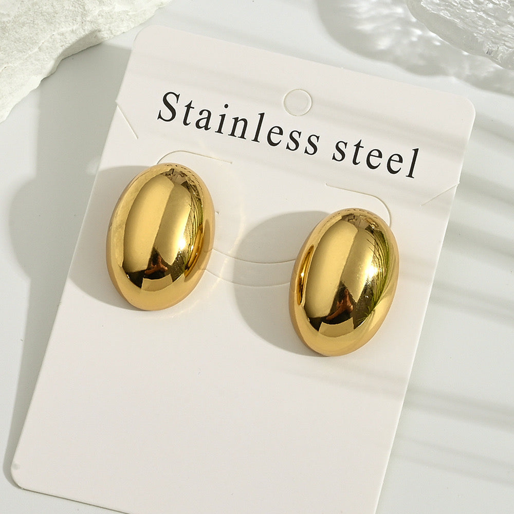 Chunky bold studs