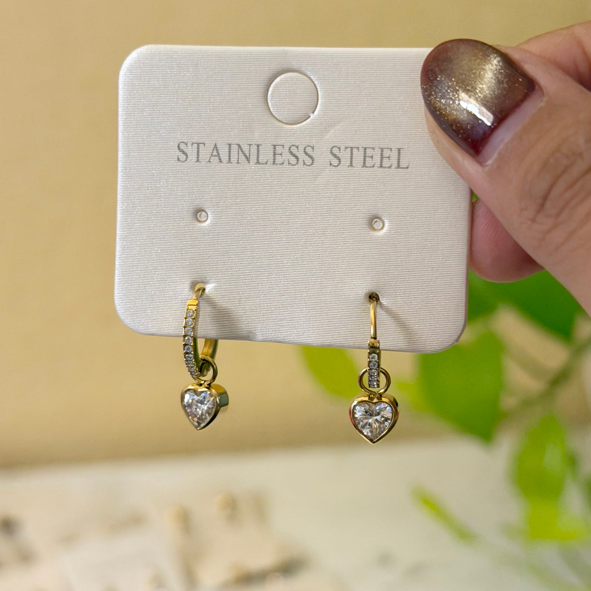 Mia heart earrings