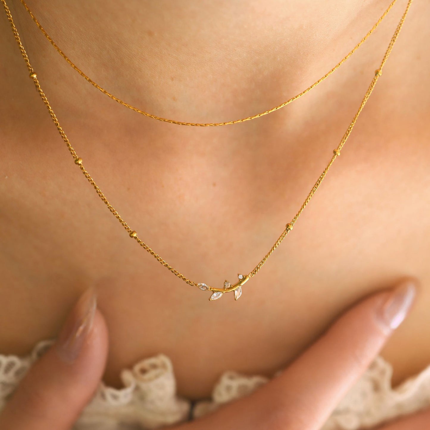 Dual leafy necklace