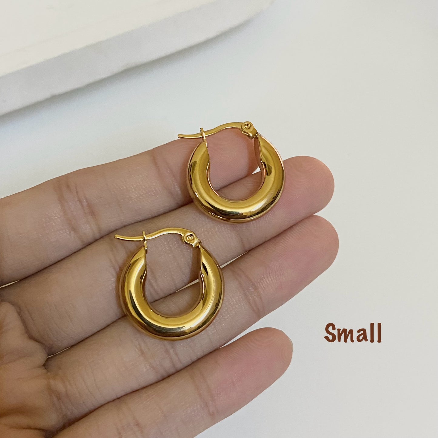 Classic Golden hoops
