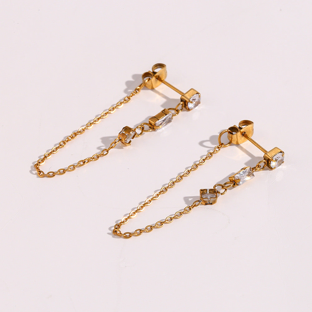 Zirconia chain drop earrings