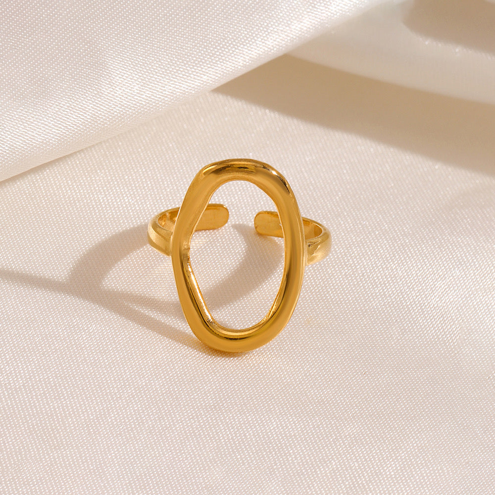 Oval ring