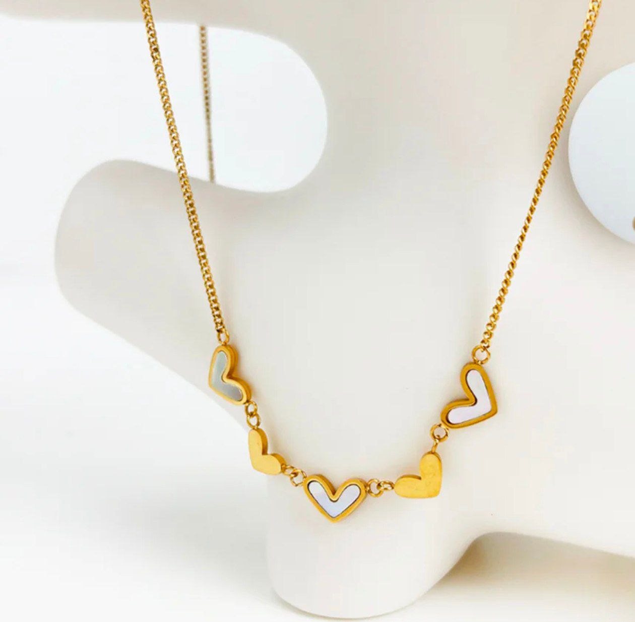 Sweetheart necklace-18k