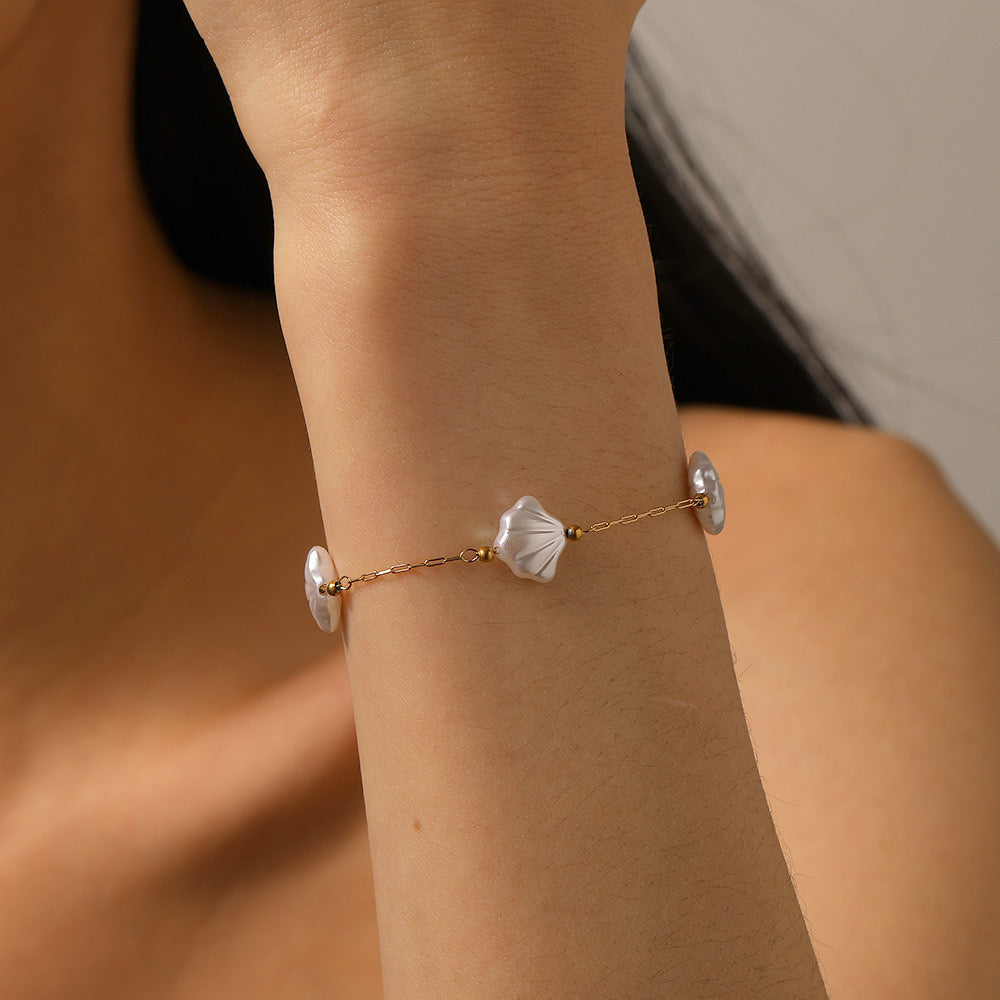Shell bracelet