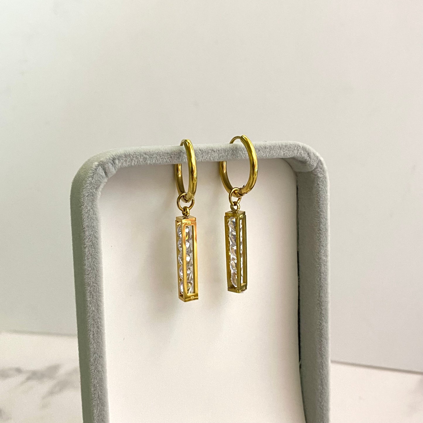 Detachable bar earrings