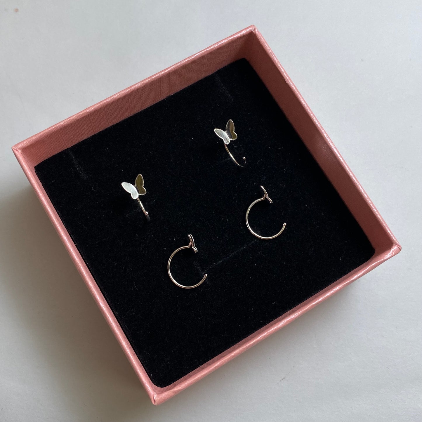 Ear studs (Silver 999)