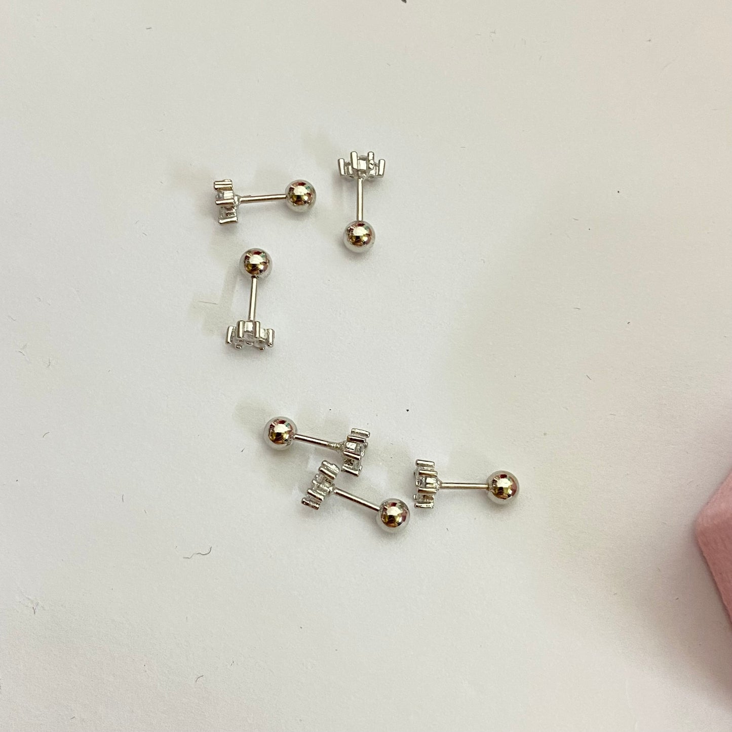 Mini studs silver (in pair)