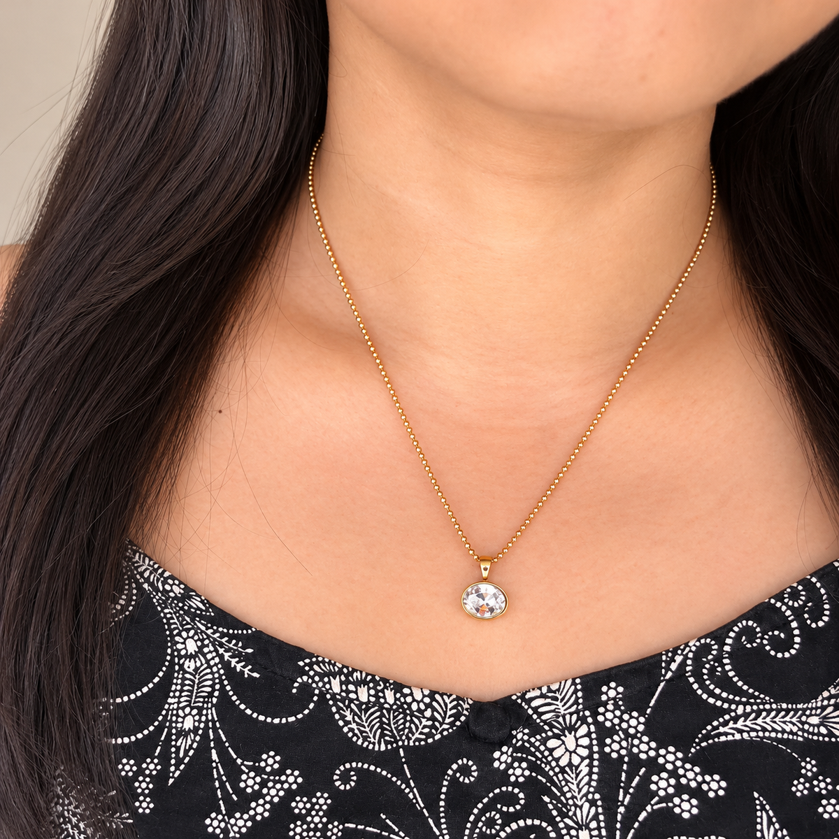Iris oval stone necklace