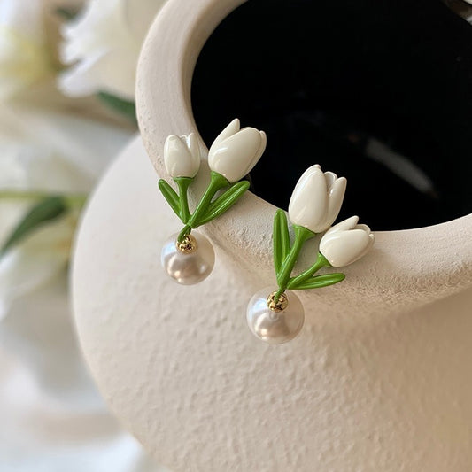 White tulip earrings