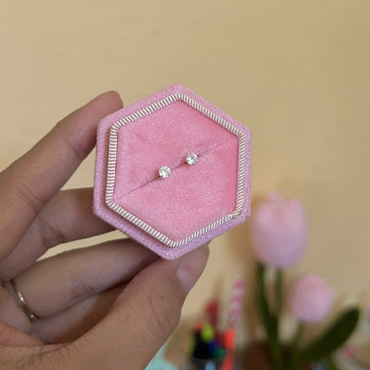 Tiny stone studs (3mm)