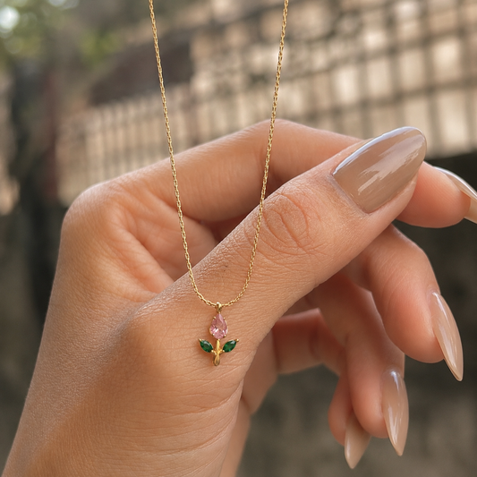 Tulip necklace