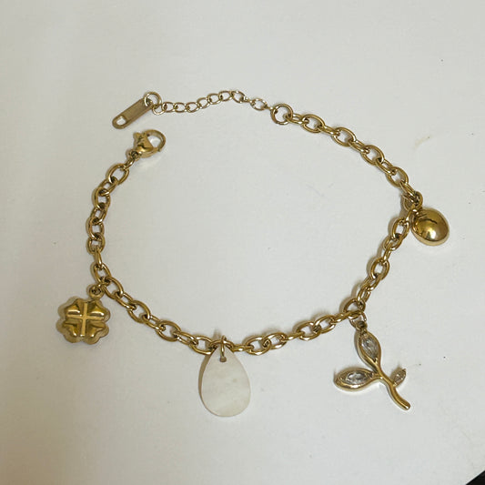 Charm bracelet