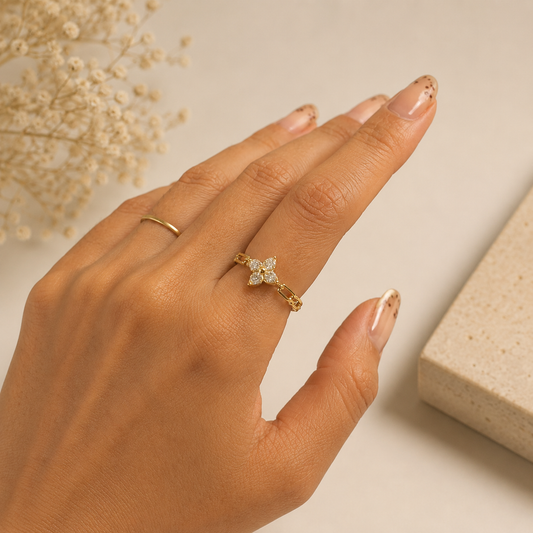 Flora 4 petal ring