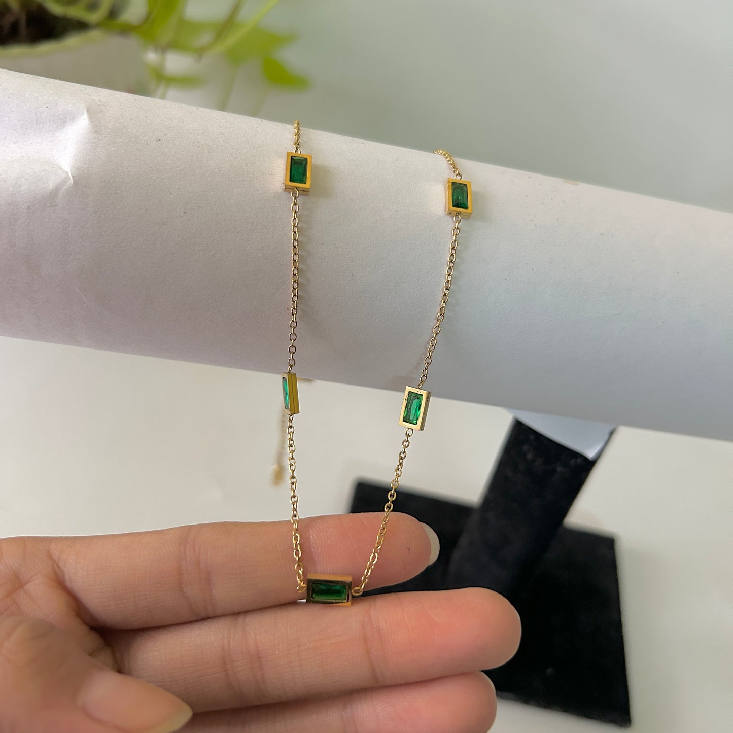 Green rectangle necklace