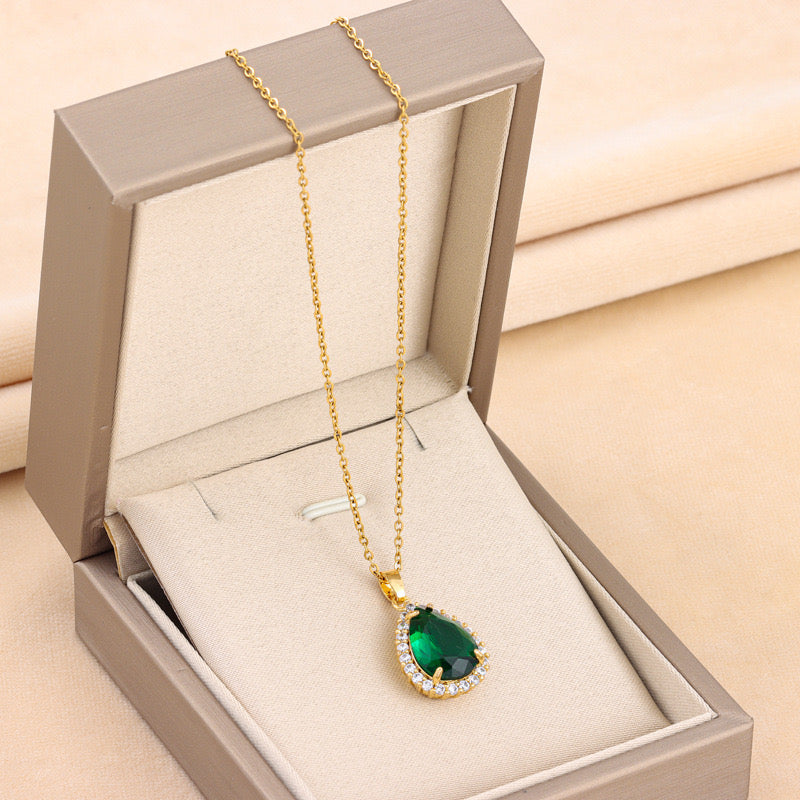 Green stone necklace