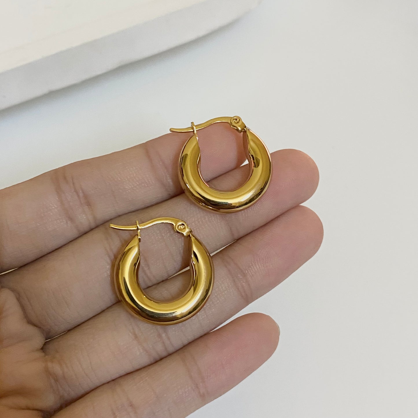 Classic Golden hoops