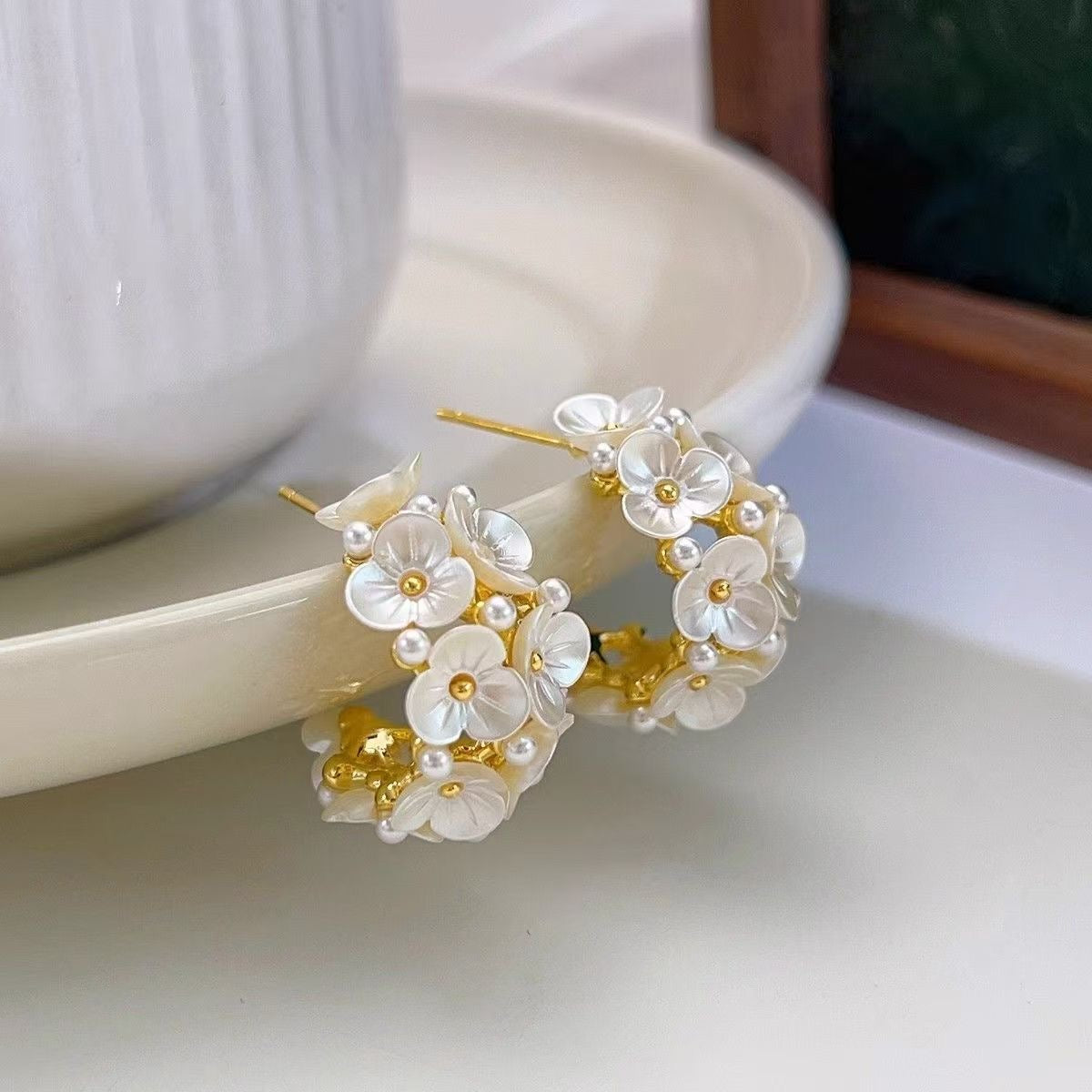 Flower earrings