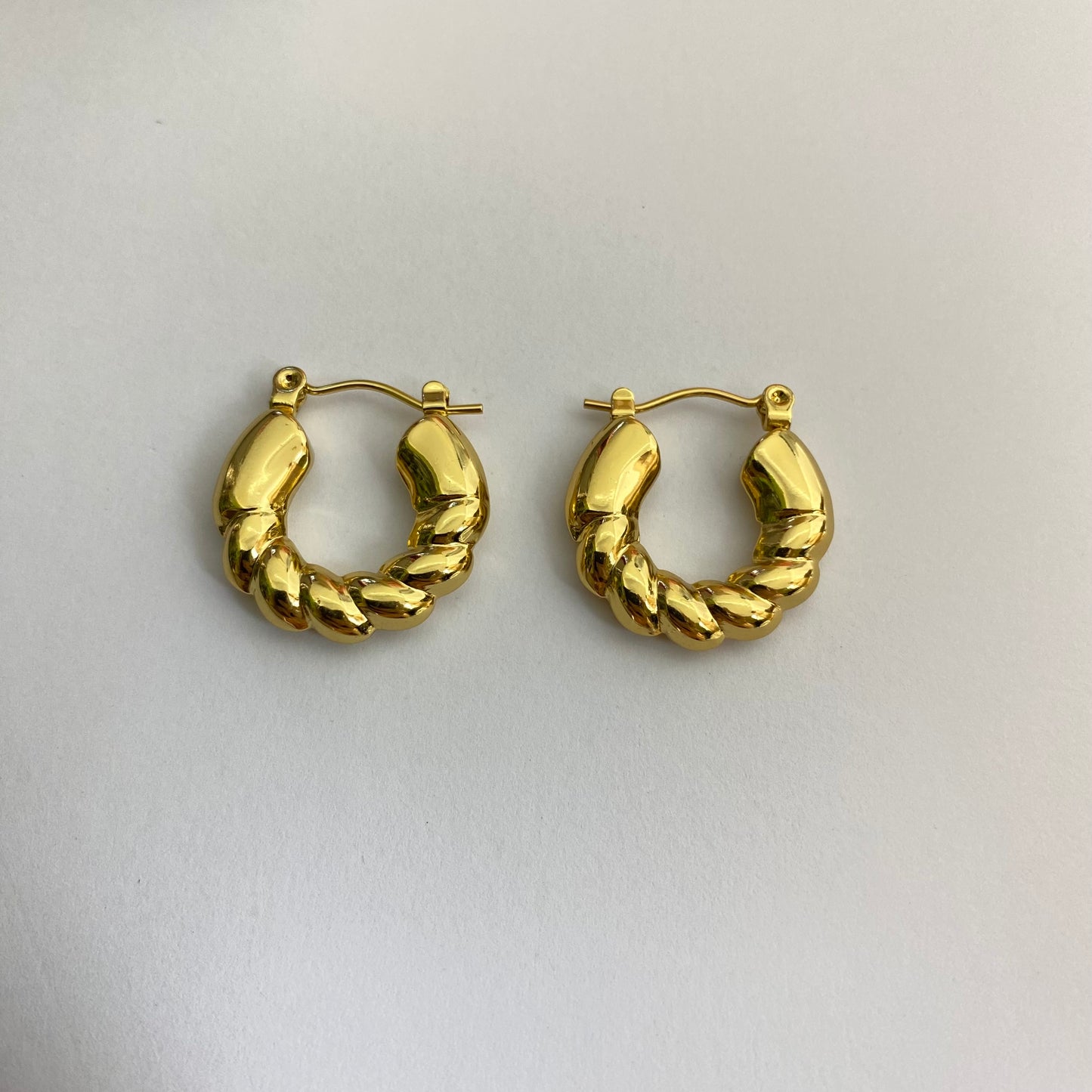 Small twisted hoops