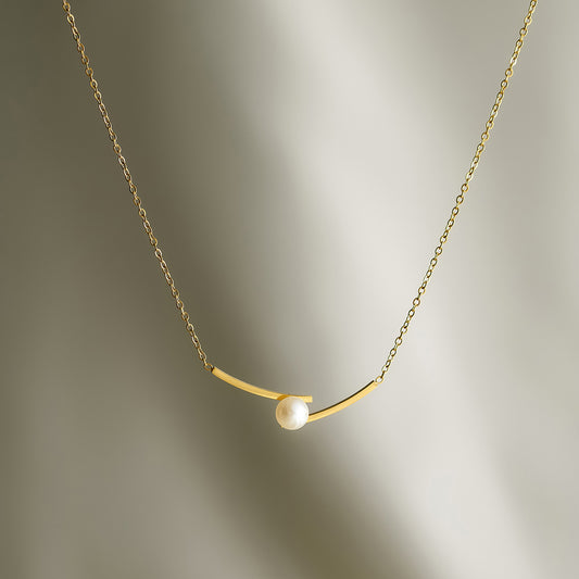 Pearlia necklace