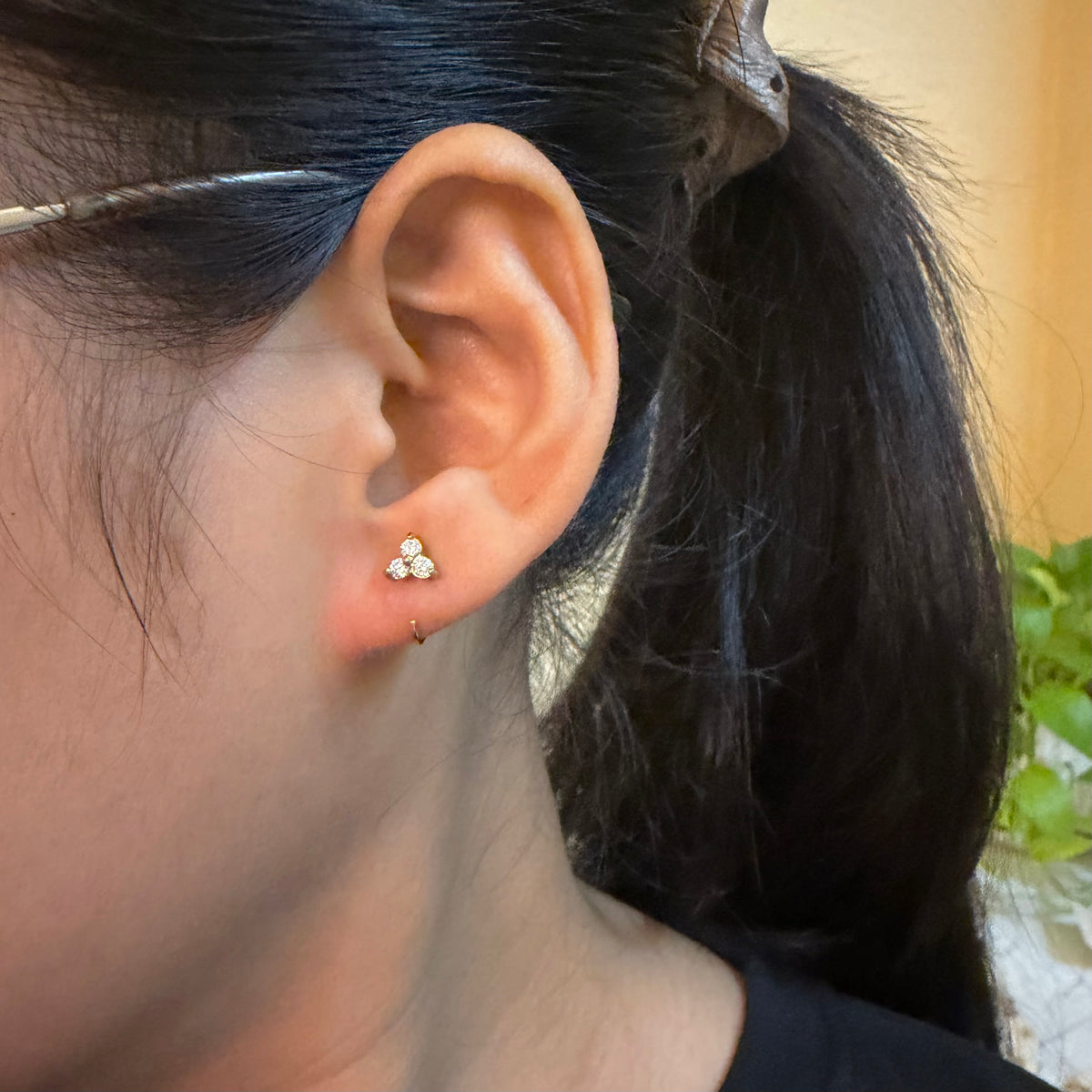 Zircon flora studs