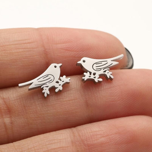 Birdie studs