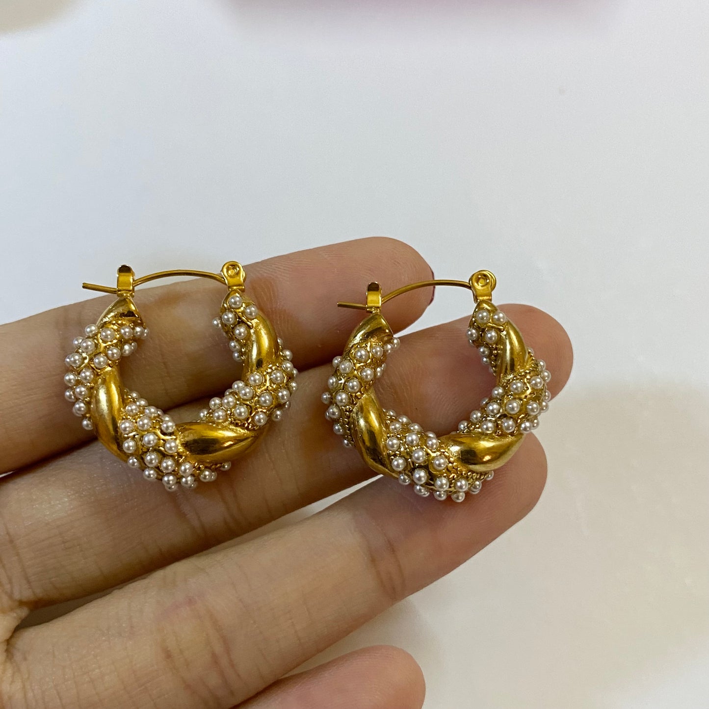 Dazzle hoops