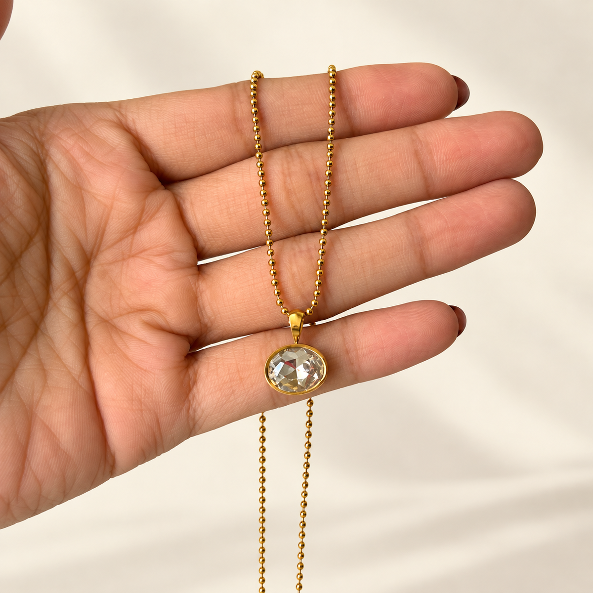 Iris oval stone necklace
