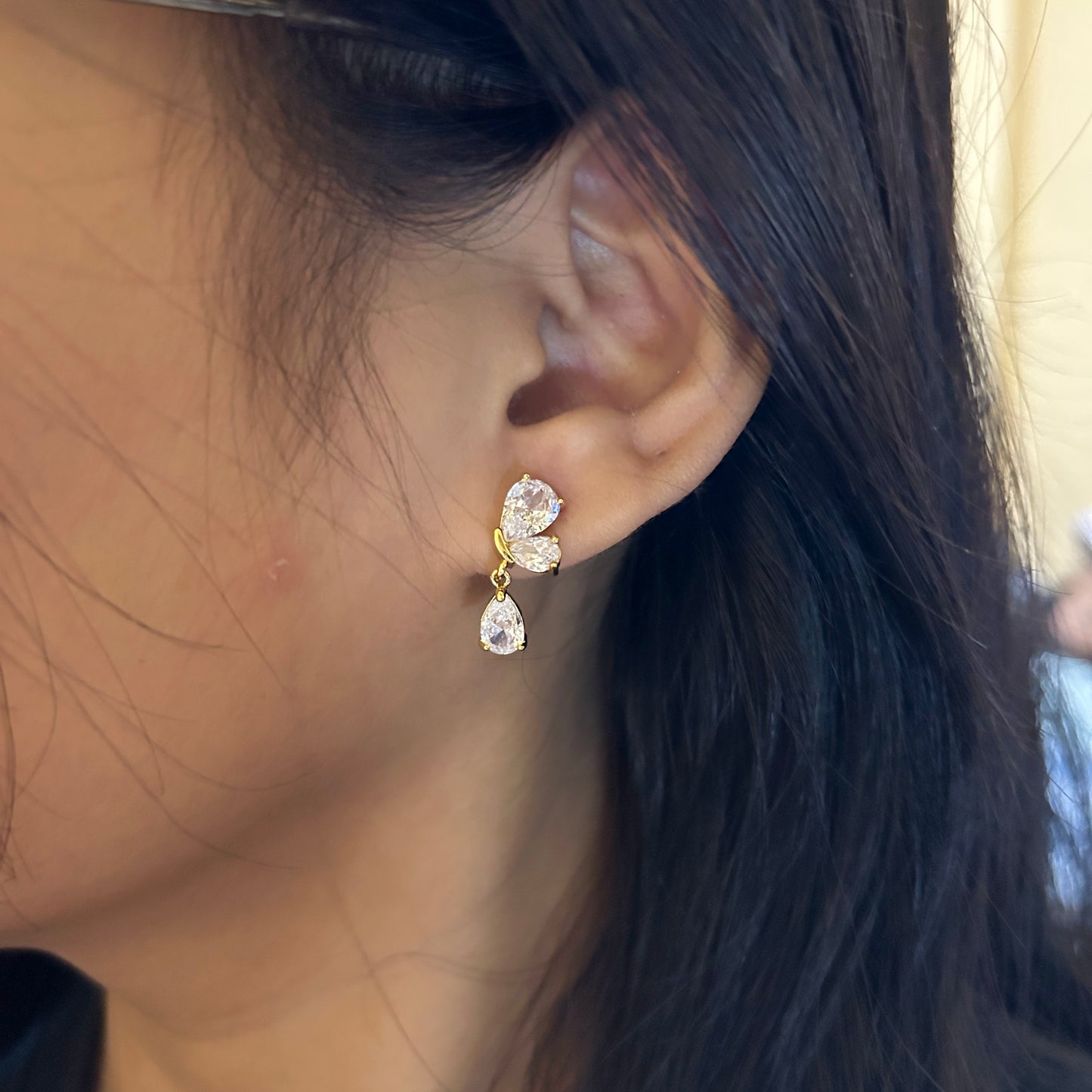 Butterfly drop studs