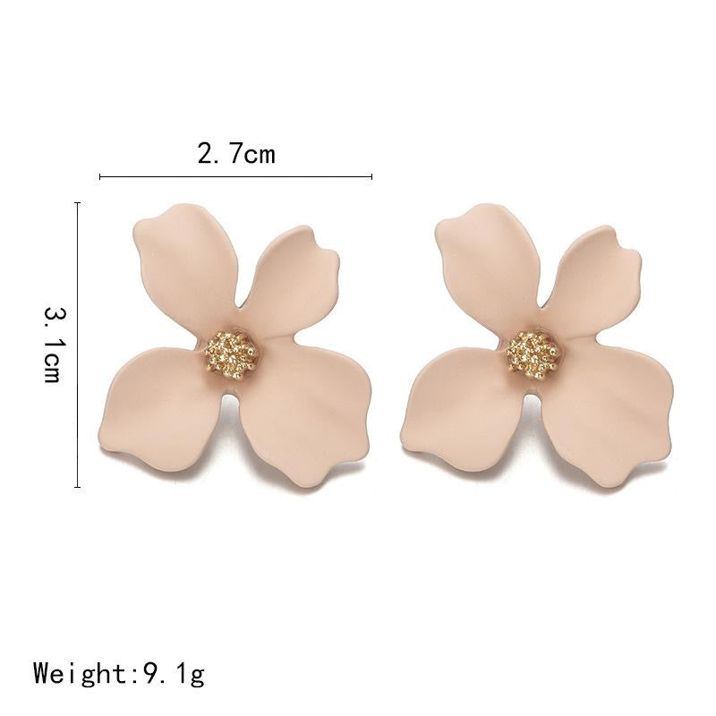 Flower studs