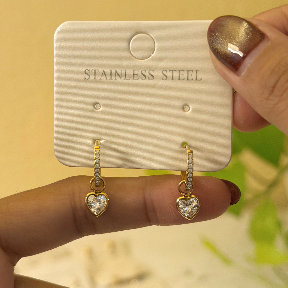 Mia heart earrings