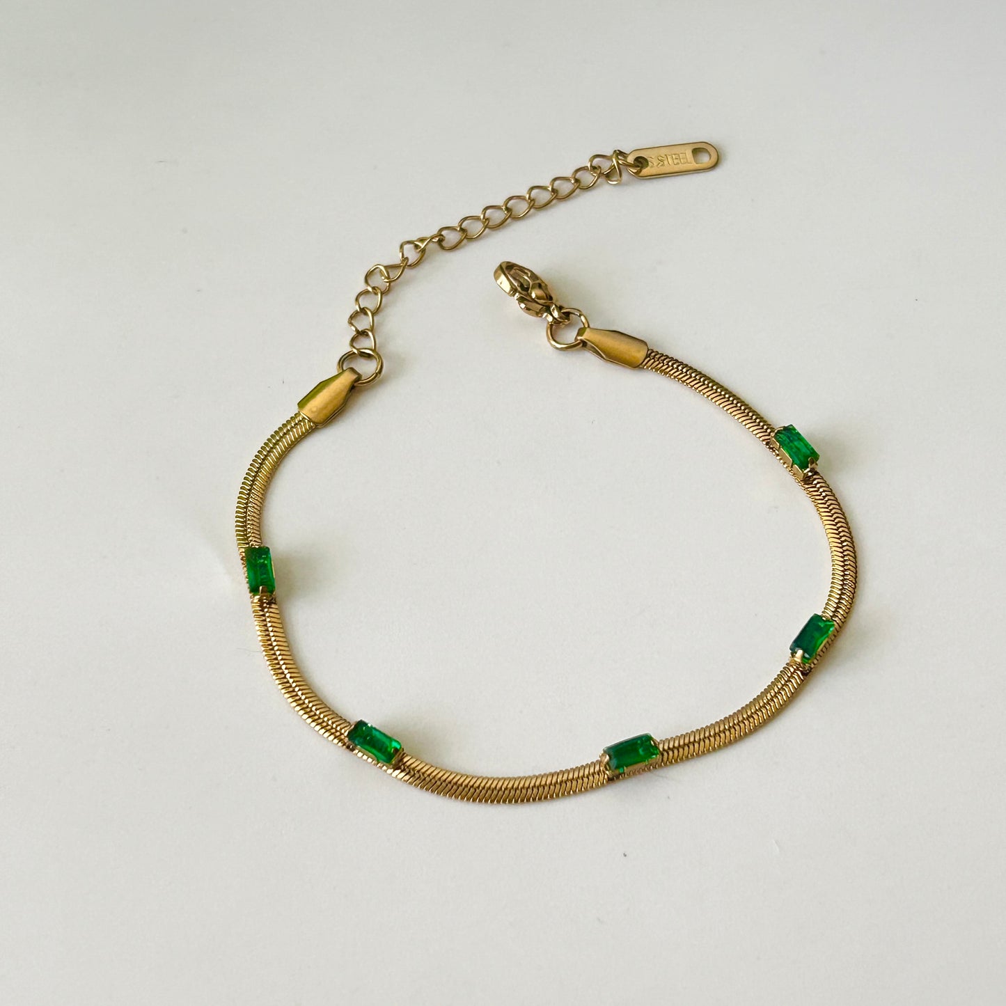 Green stone bracelet
