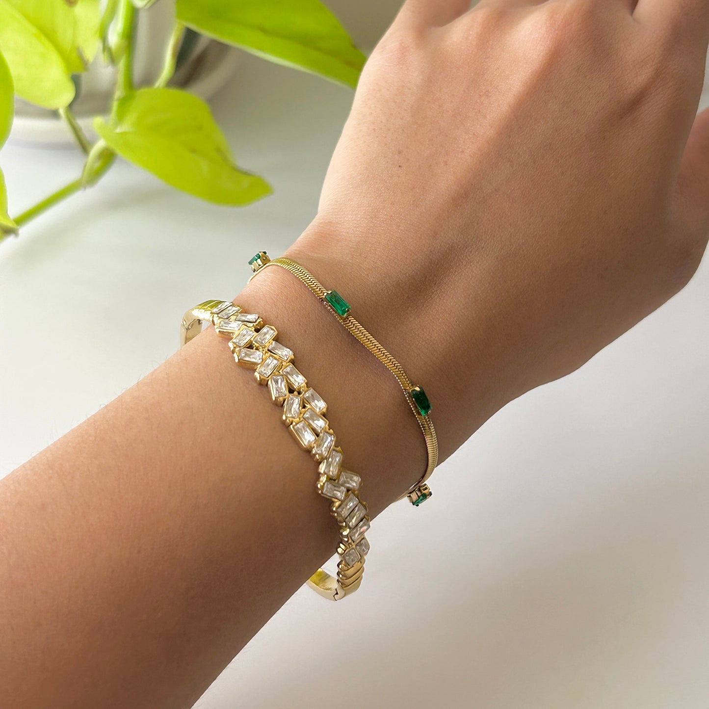 Green stone bracelet