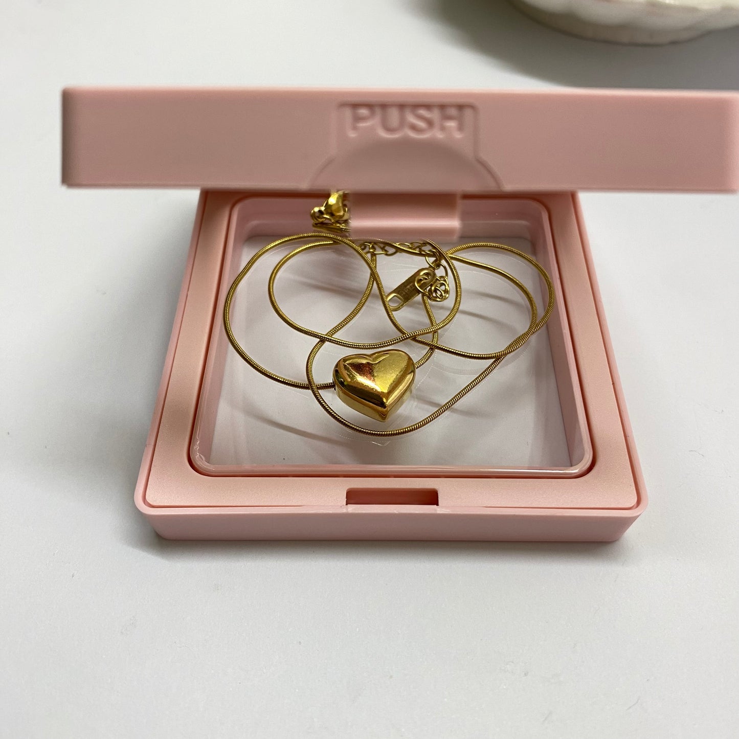 Bubbled heart necklace(box included)