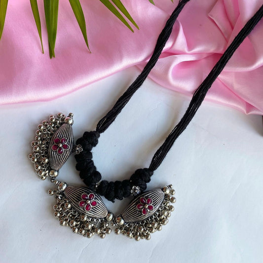 Ethnic necklace adjustable