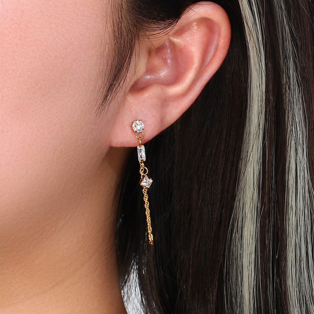Zirconia chain drop earrings