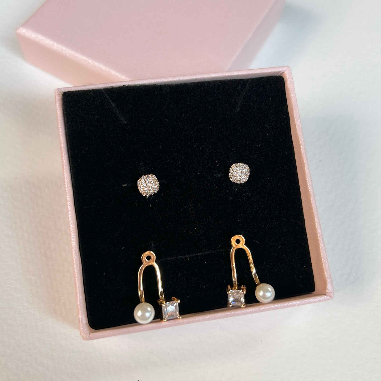Urvi studs earrings