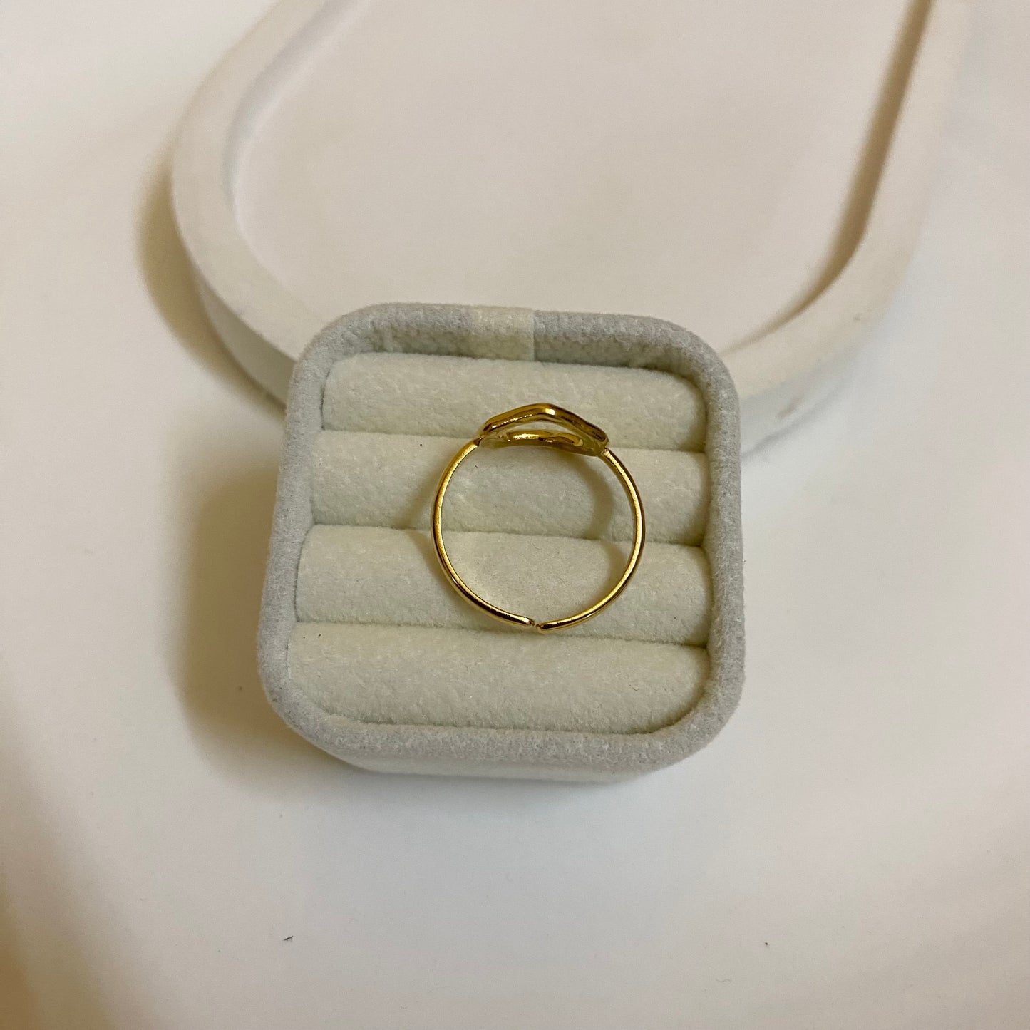 Round ring