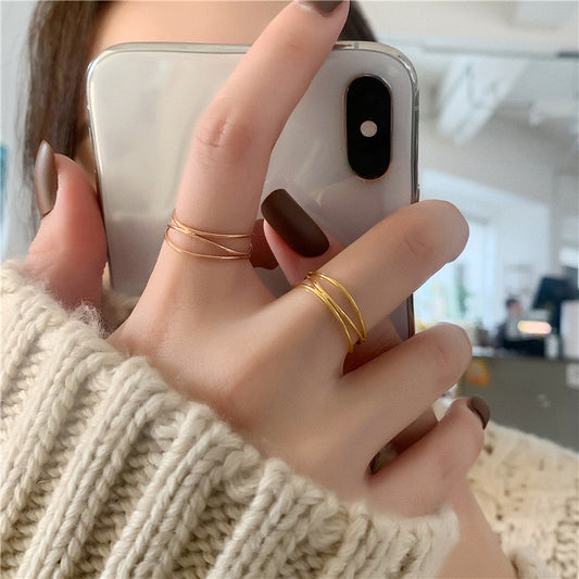 Wavy wired ring