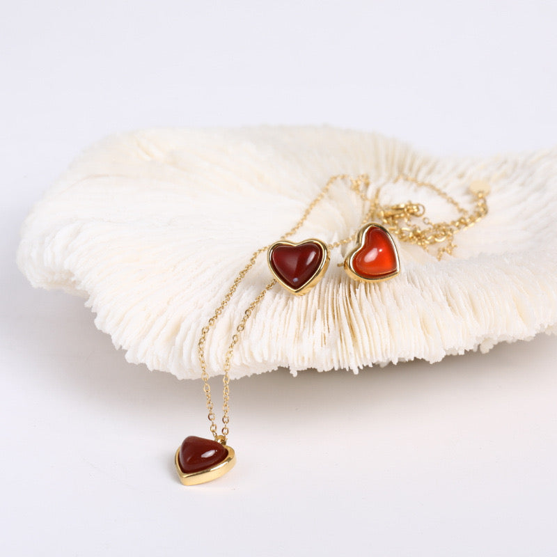 Red heart necklace