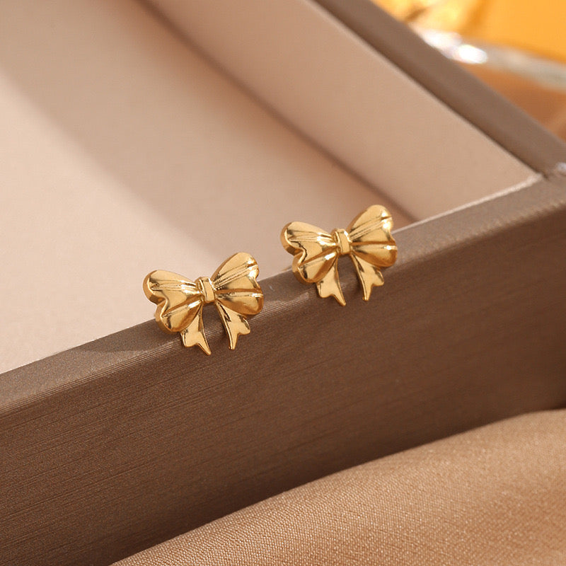 Bow studs